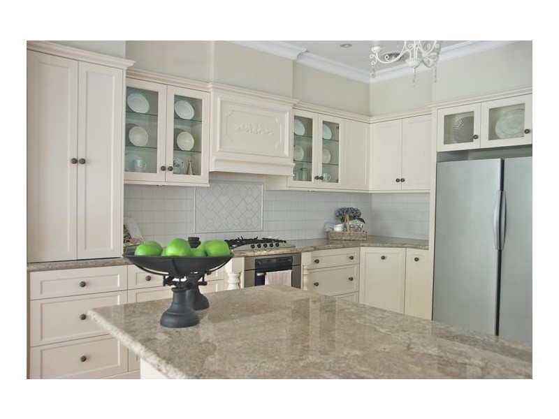 4 Drew Road, Ardross WA 6153