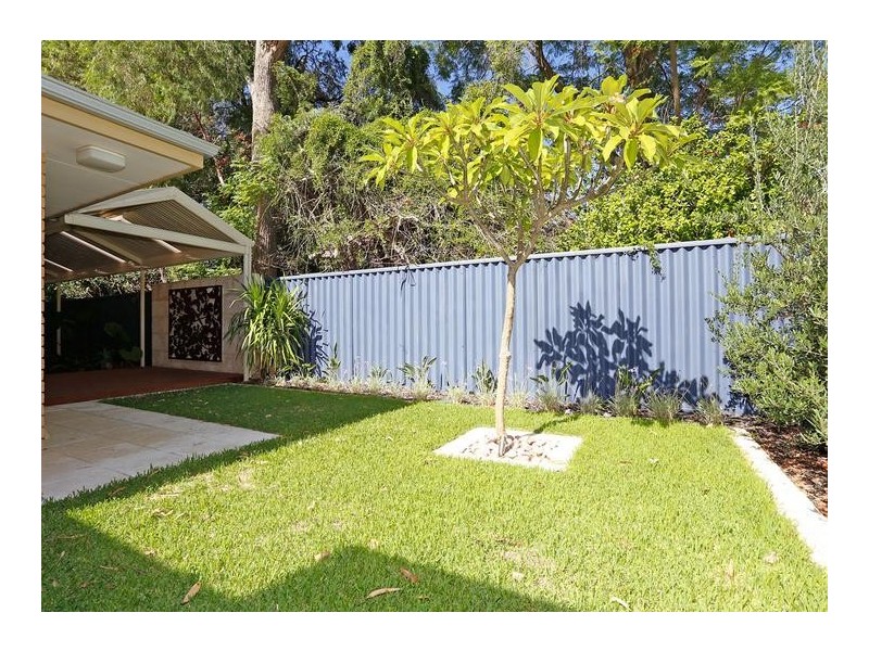 10b Fourth Avenue, Applecross WA 6153