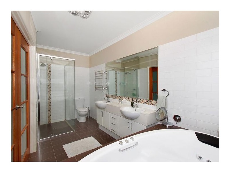 4E Willcock Street, Ardross WA 6153