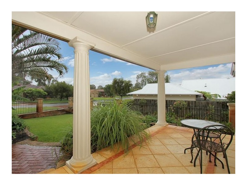 10 Haig Road, Attadale WA 6156