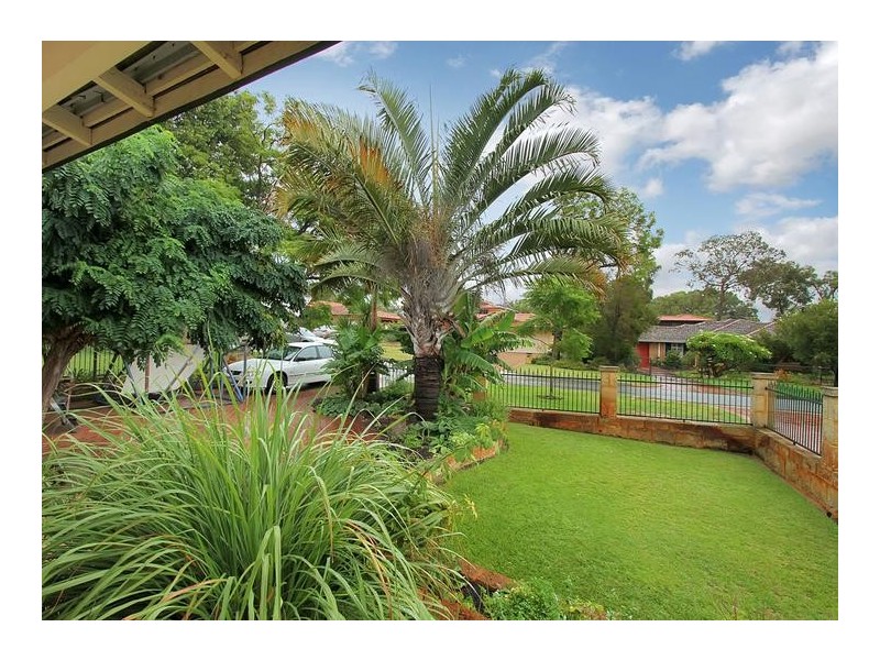 10 Haig Road, Attadale WA 6156