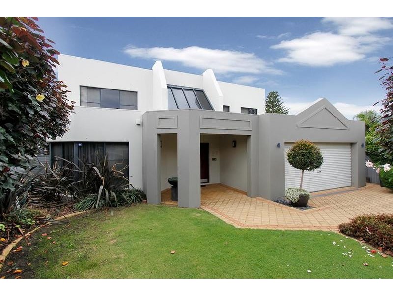 27 Cawston Road, Attadale WA 6156