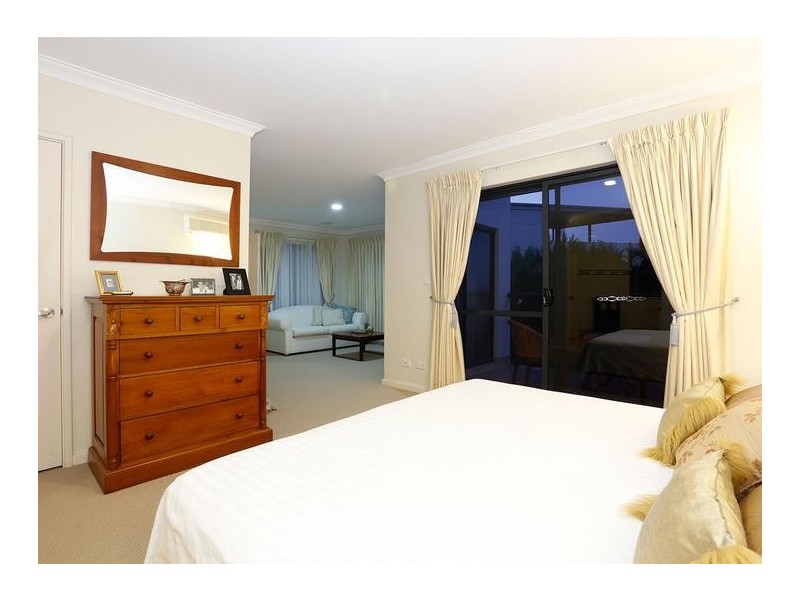 27 Cawston Road, Attadale WA 6156