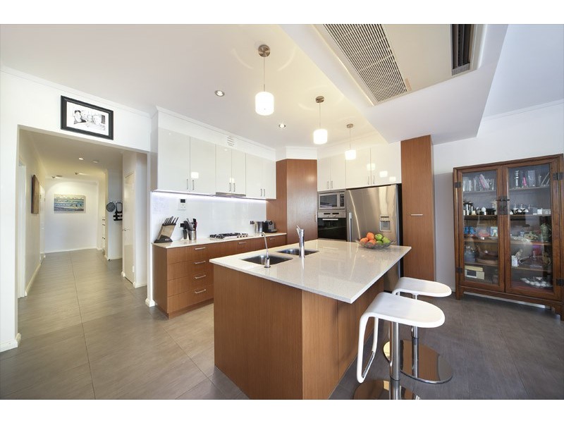 3/13 Tweeddale Rd, Applecross WA 6153