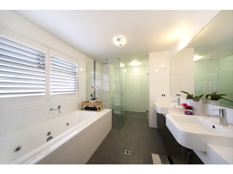 3/13 Tweeddale Rd, Applecross WA 6153