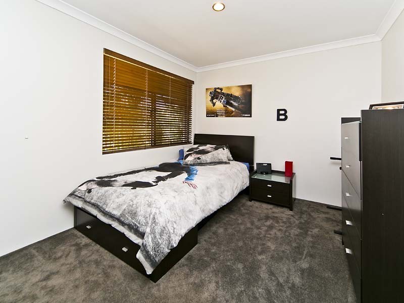 30 Pelham Gardens, Canning Vale WA 6155