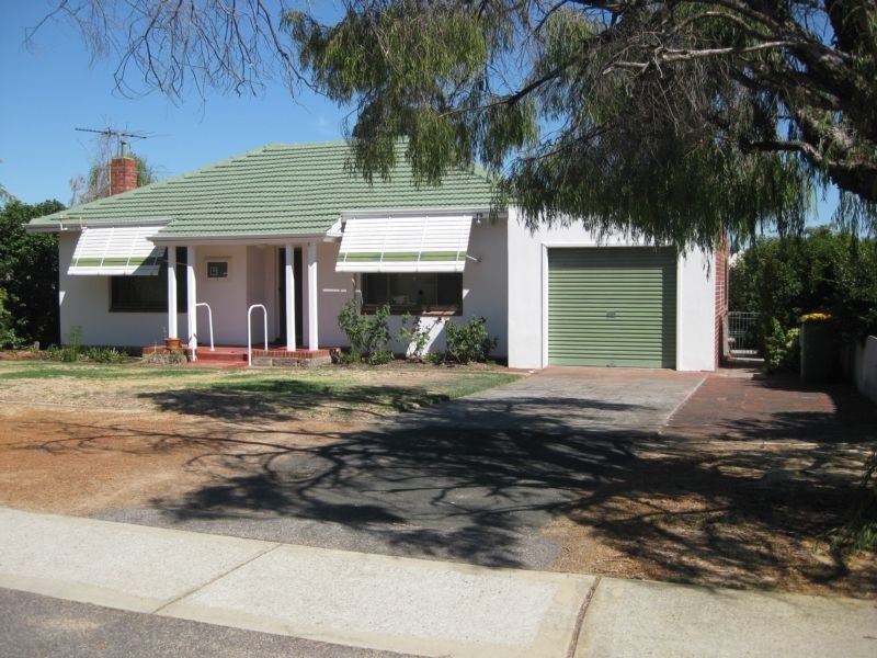 20 Raymond Street, Mount Pleasant WA 6153