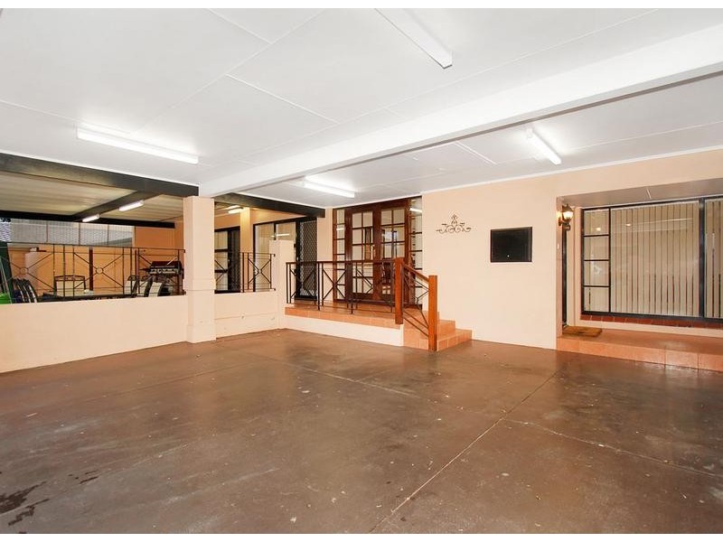 4 Hesford Avenue, Mount Pleasant WA 6153