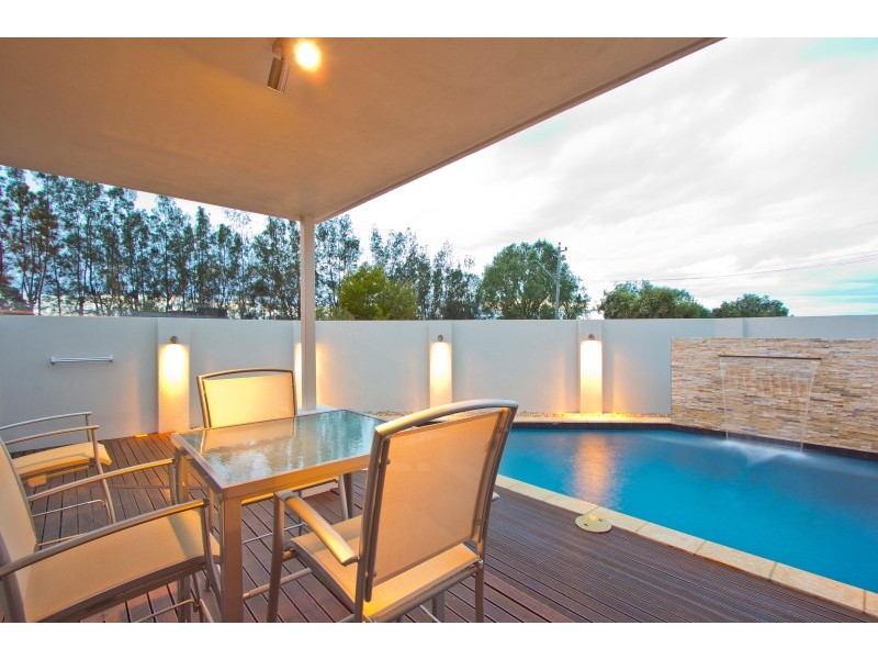 1G Williams Road, Melville WA 6156