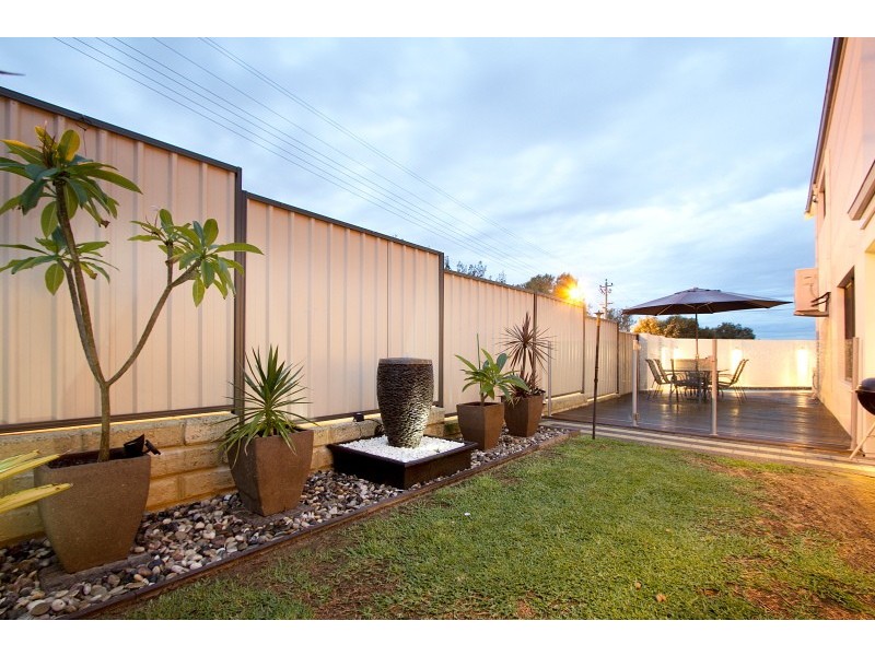 1G Williams Road, Melville WA 6156