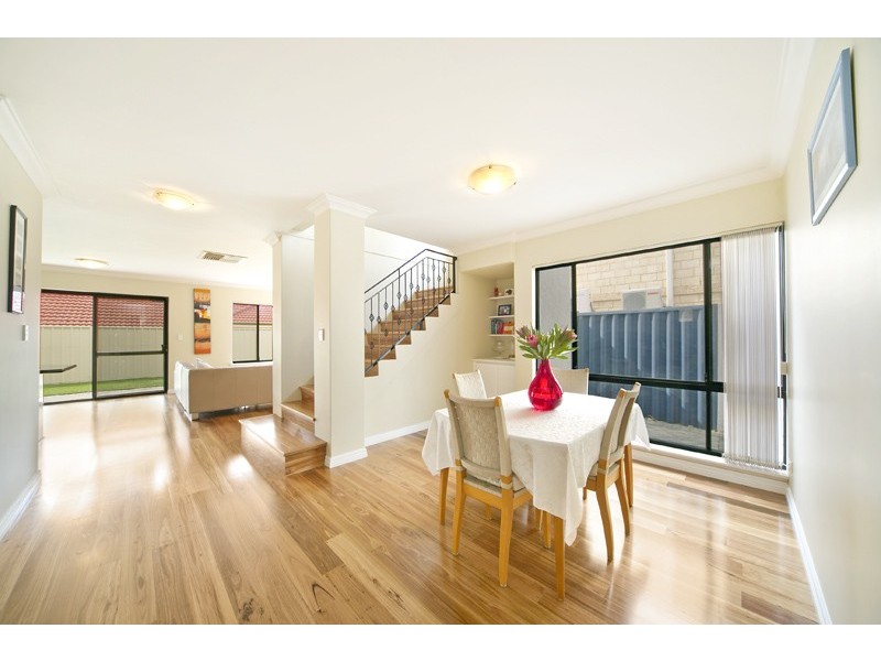 32B Queens Rd, Mount Pleasant WA 6153