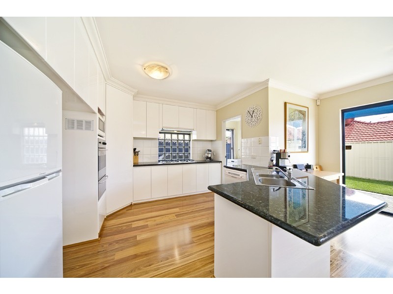 32B Queens Rd, Mount Pleasant WA 6153