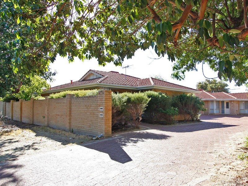 38B Coomoora Rd, Ardross WA 6153