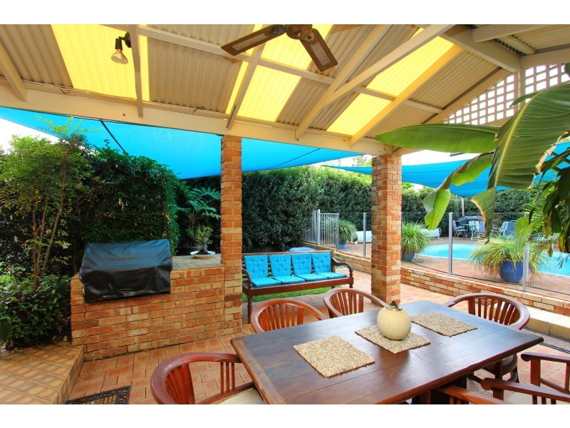 6 Ennis Court, Waterford WA 6152