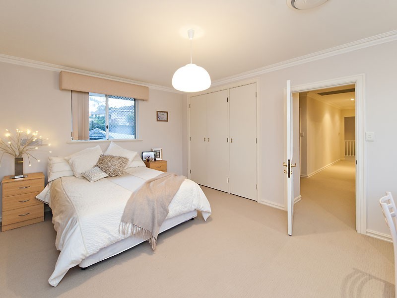 3 Gunbower Rd, Mount Pleasant WA 6153