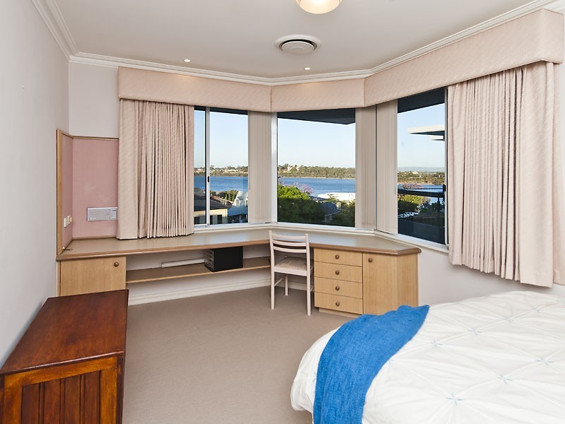 3 Gunbower Rd, Mount Pleasant WA 6153