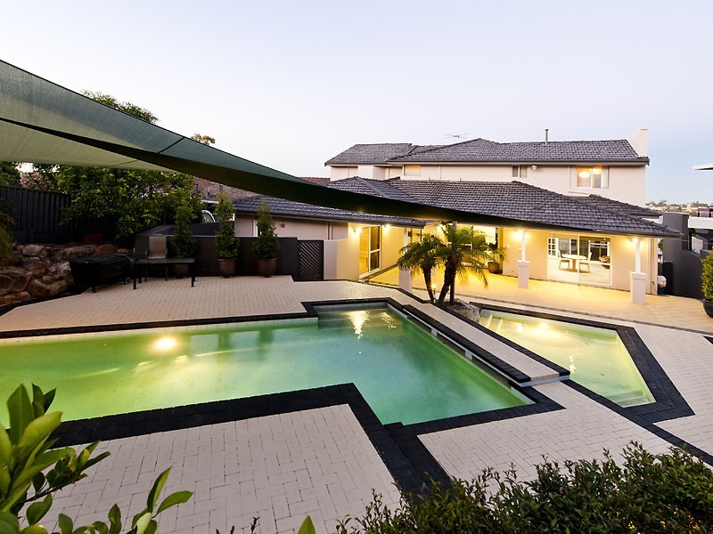 3 Gunbower Rd, Mount Pleasant WA 6153