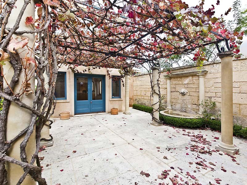 21 Duncraig Road, Applecross WA 6153