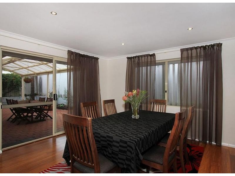 25B Raymond St, Mount Pleasant WA 6153