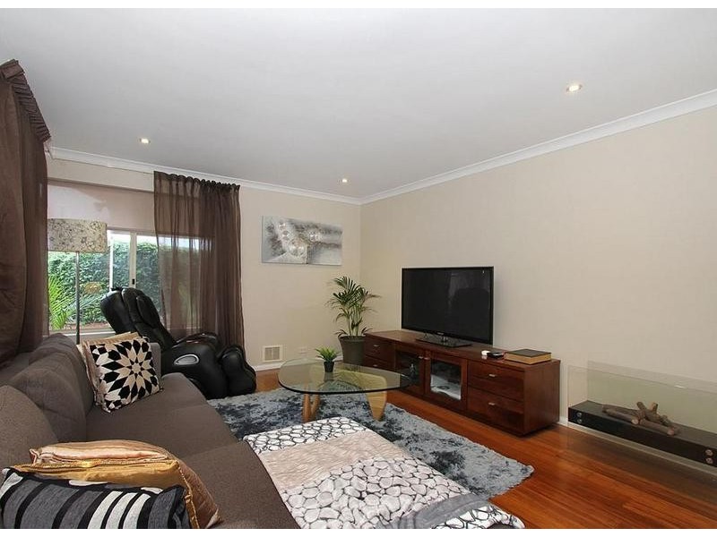 25B Raymond St, Mount Pleasant WA 6153