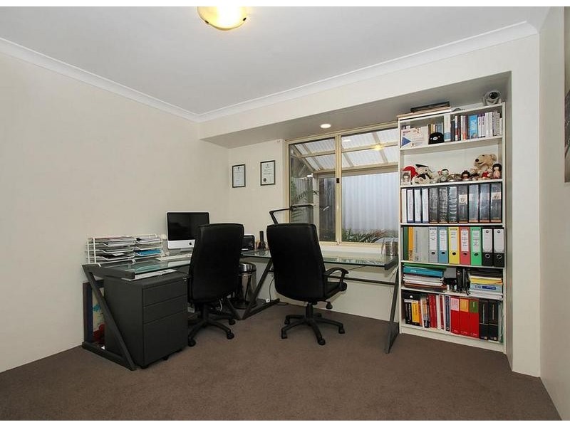 25B Raymond St, Mount Pleasant WA 6153