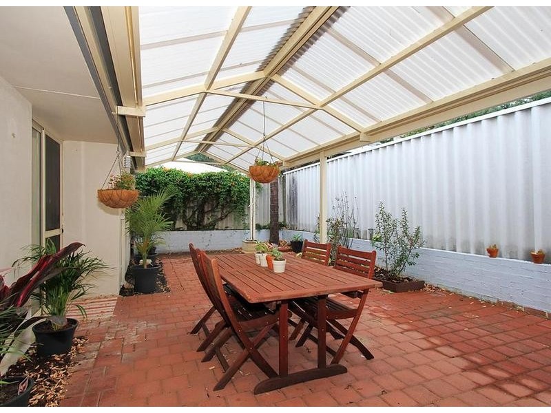 25B Raymond St, Mount Pleasant WA 6153