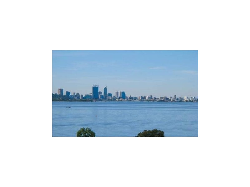 60 Burke Dve, Attadale WA 6156