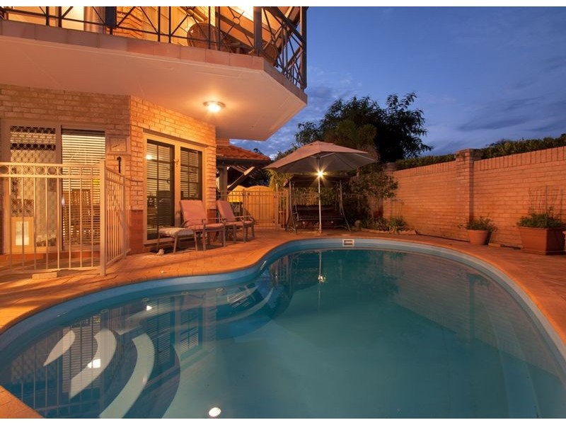 7 CREST AVENUE, Mount Pleasant WA 6153