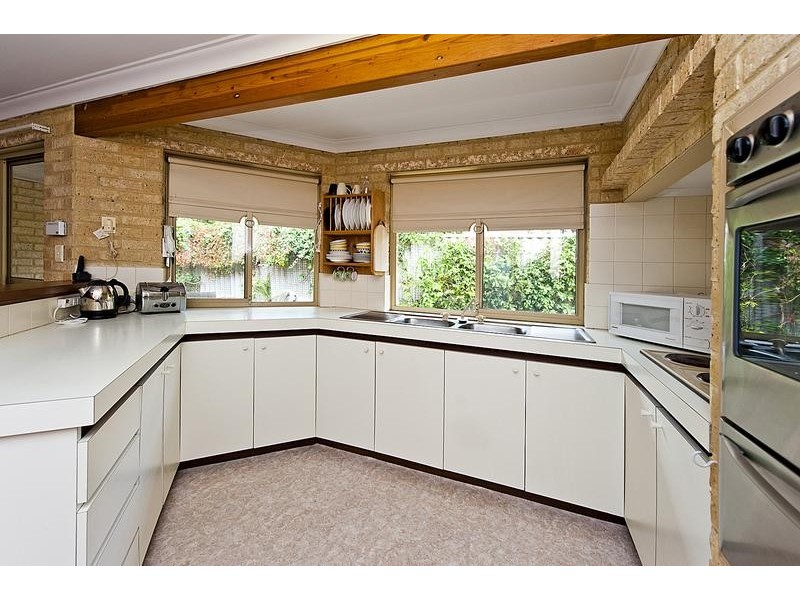 5C First Avenue, Applecross WA 6153