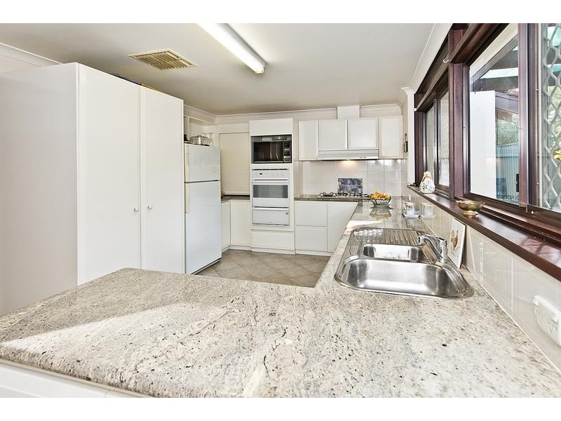 24 Congdon Way, Booragoon WA 6154