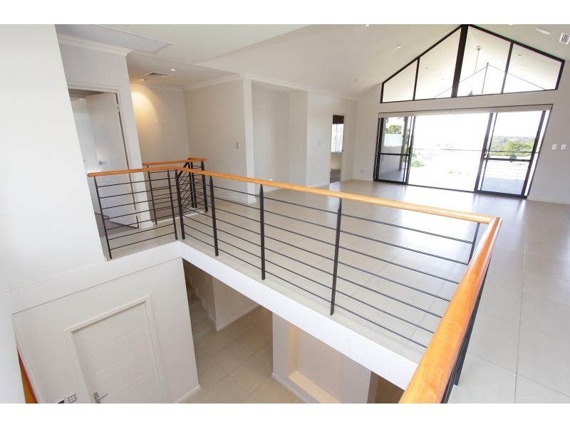 34 Williams Road, Melville WA 6156