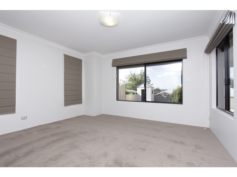 34 Williams Road, Melville WA 6156