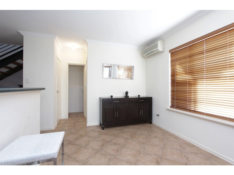 42B Foss Street, Bicton WA 6157