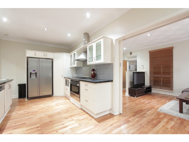 4 Prosser Way, Myaree WA 6154