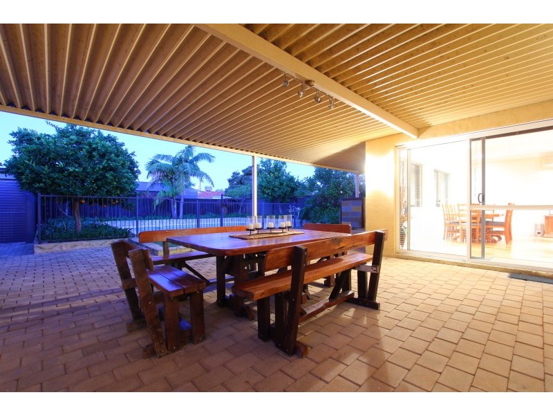 4 Prosser Way, Myaree WA 6154