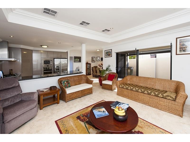 88A Robert Street, Como WA 6152