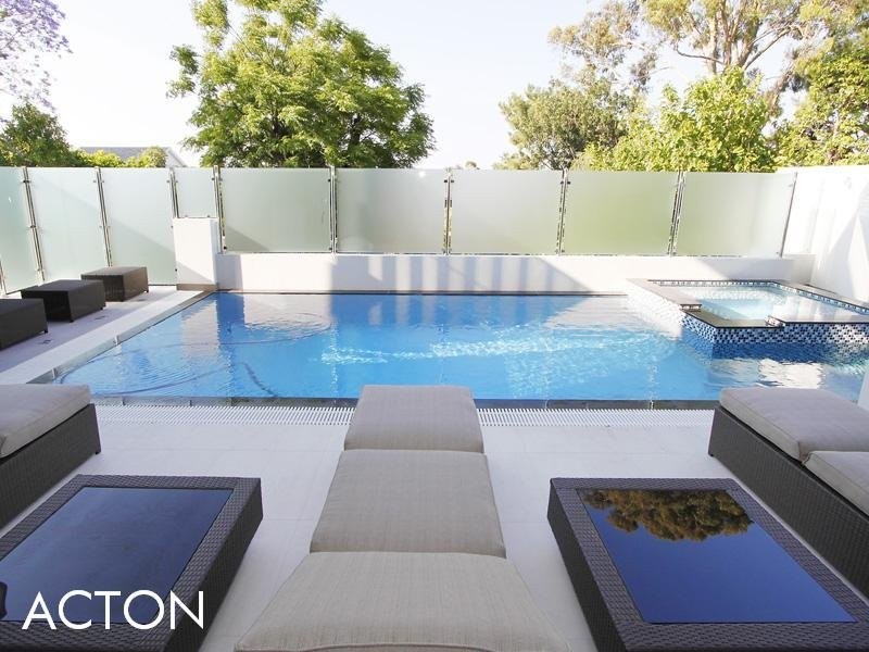 15 Rookwood Street, Mount Pleasant WA 6153