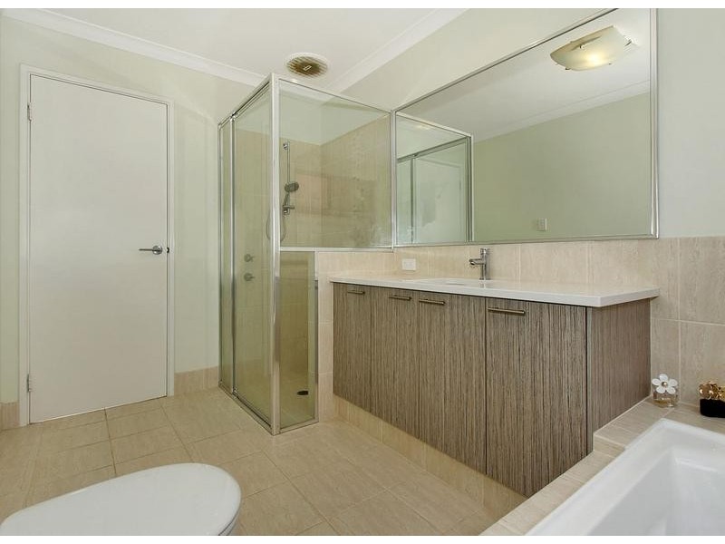 20A Williams Road, Melville WA 6156