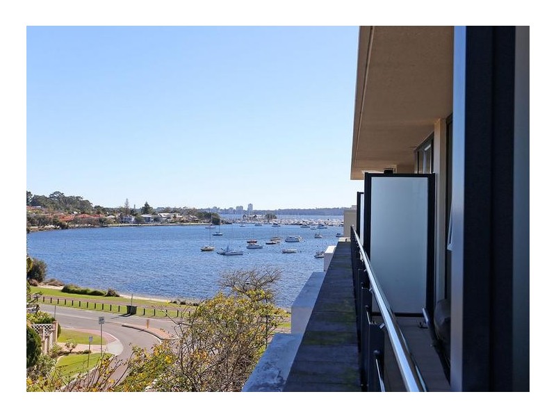 W402 70 Canning Beach Rd, Applecross WA 6153