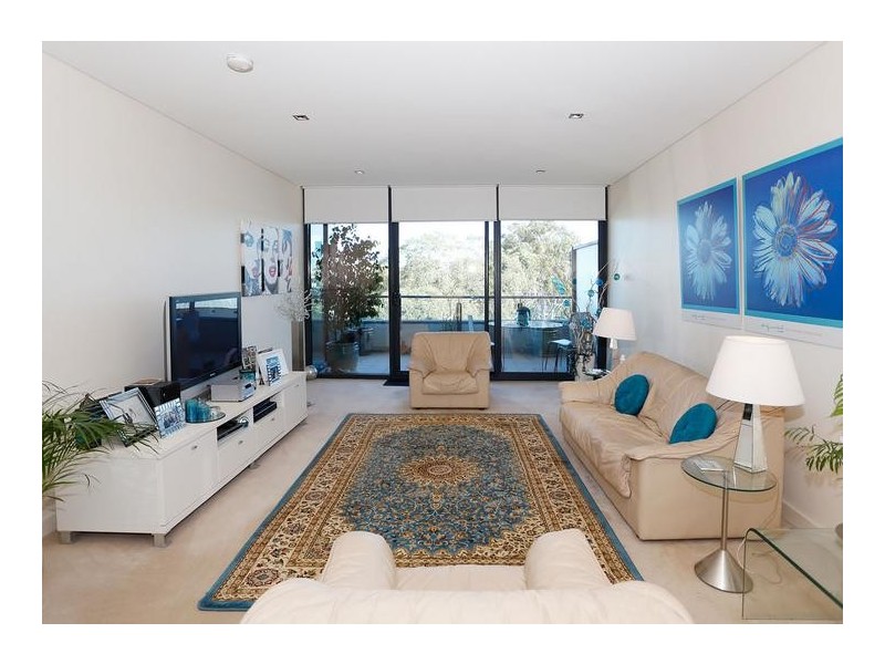 W402 70 Canning Beach Rd, Applecross WA 6153