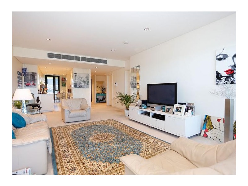 W402 70 Canning Beach Rd, Applecross WA 6153