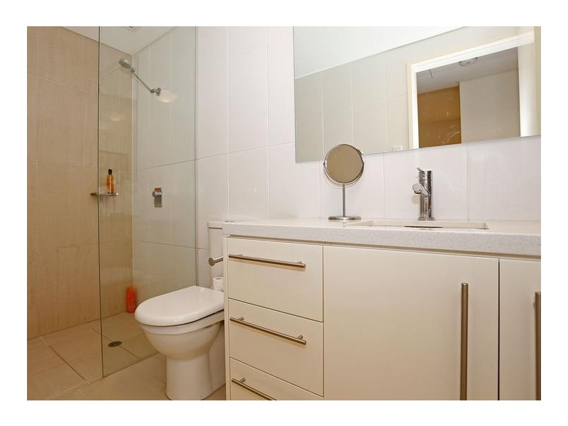 W402 70 Canning Beach Rd, Applecross WA 6153