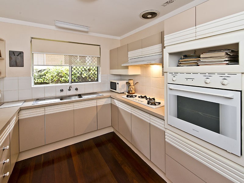 40 Karoonda Road, Booragoon WA 6154