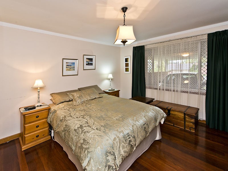 40 Karoonda Road, Booragoon WA 6154