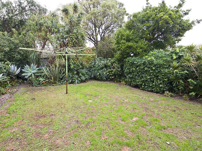 40 Karoonda Road, Booragoon WA 6154