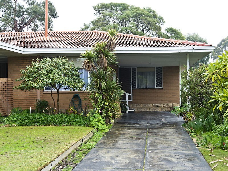 40A Karoonda Road, Booragoon WA 6154