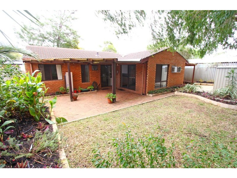 64B Foss Street, Bicton WA 6157