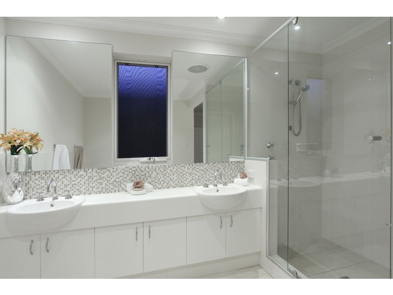 27 Barrisdale Road, Ardross WA 6153