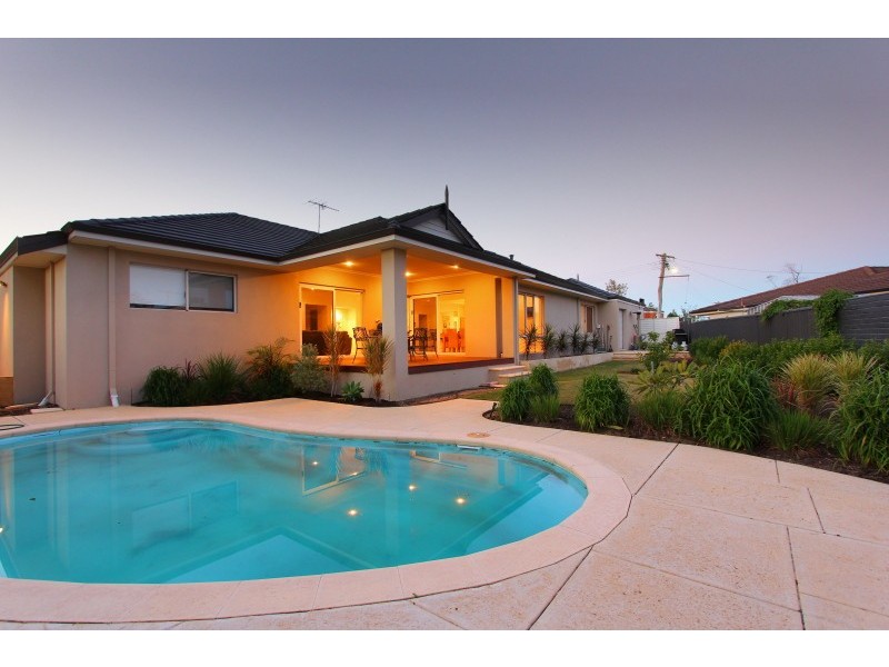 27 Barrisdale Road, Ardross WA 6153