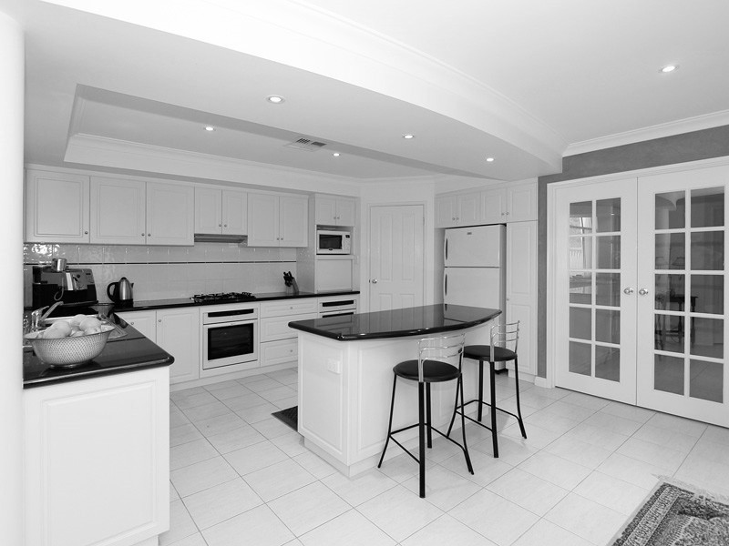 40 McCallum Cres, Ardross WA 6153